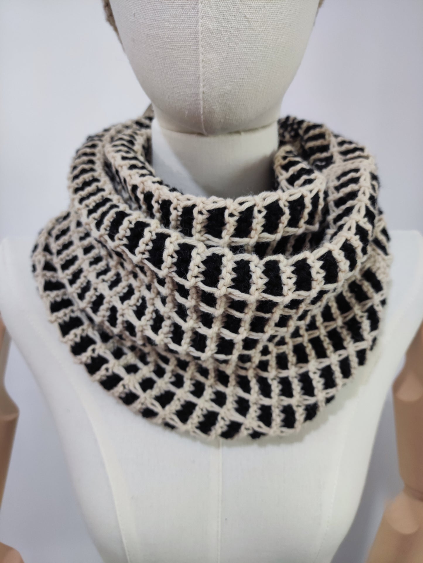 black and white plaid scarf