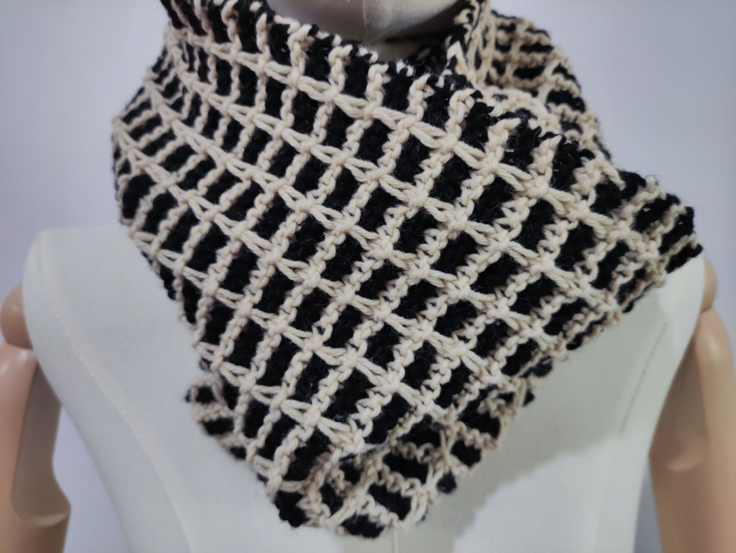 black and white plaid scarf
