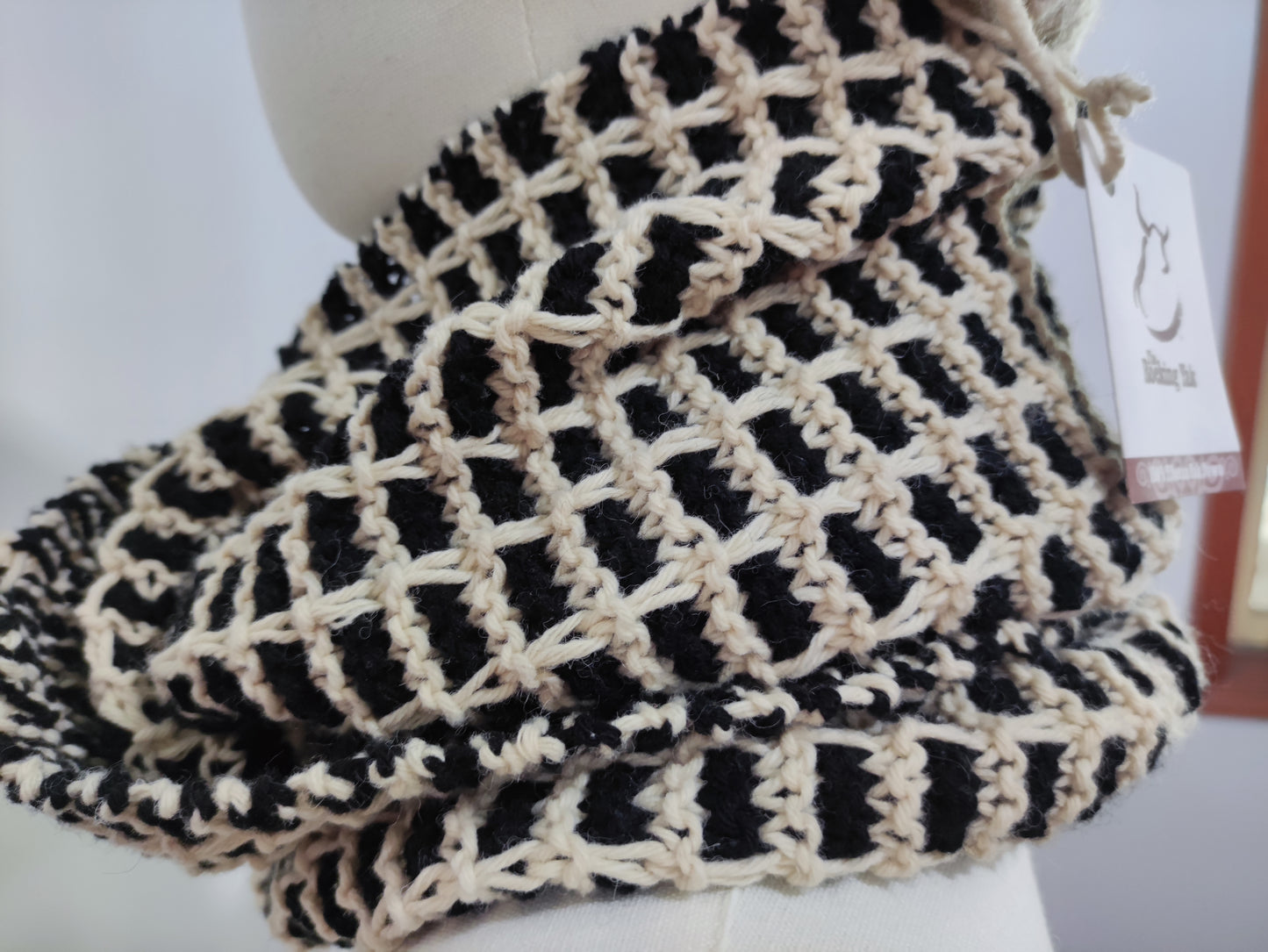 black and white plaid scarf