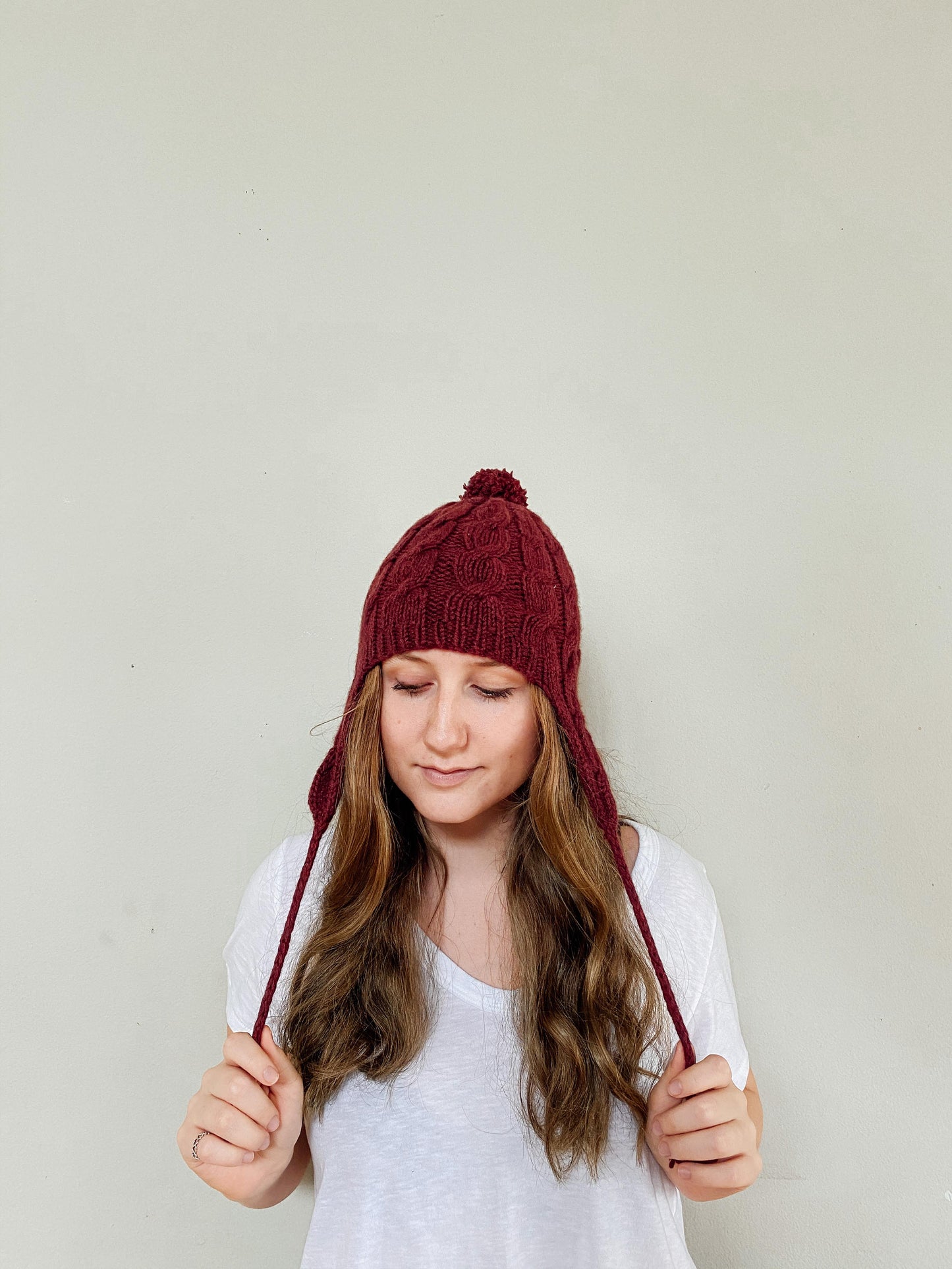 Winter Cable Hat (burgundy)