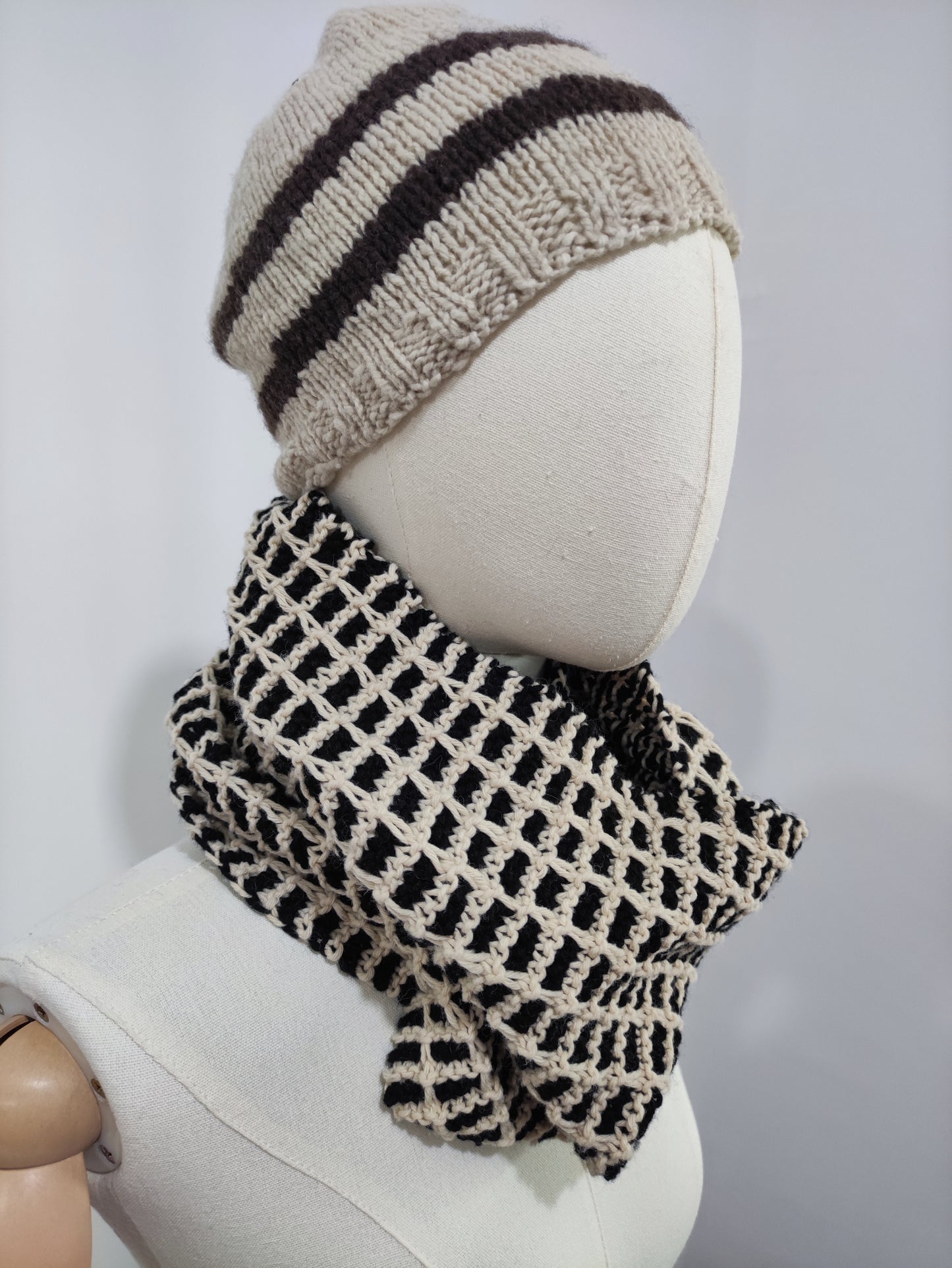 black and white plaid scarf